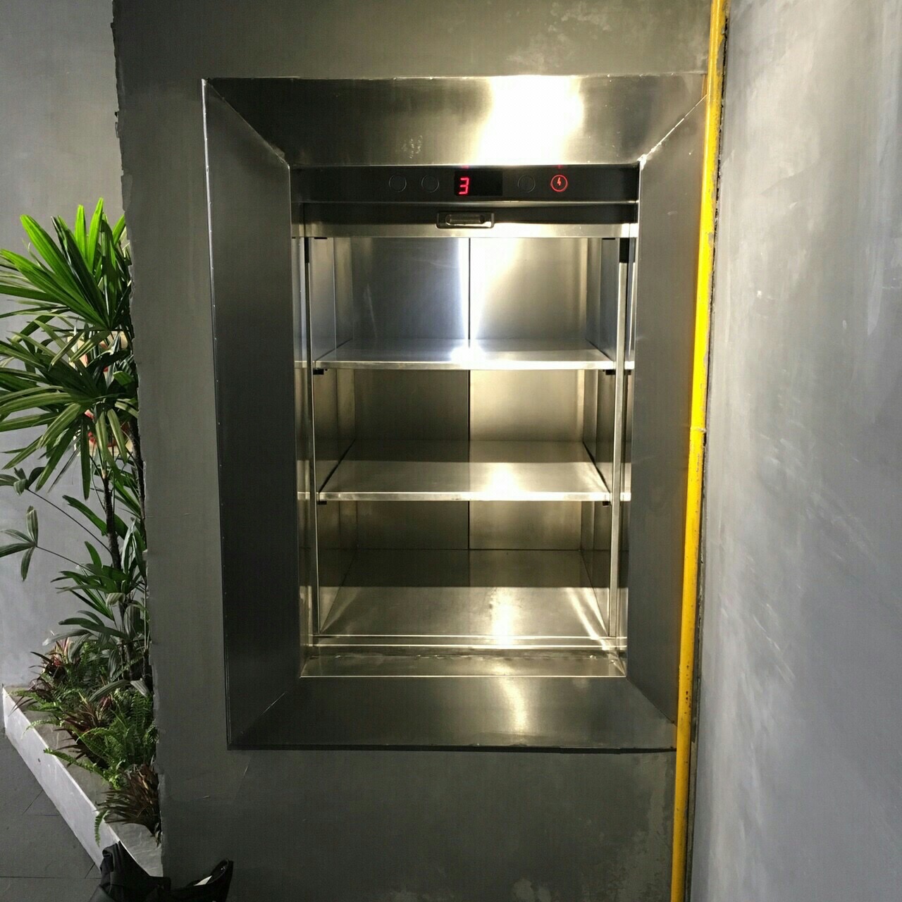 Tư vấn cải tạo làm thang tời thực phẩm tại Hạ Long Quảng Ninh
